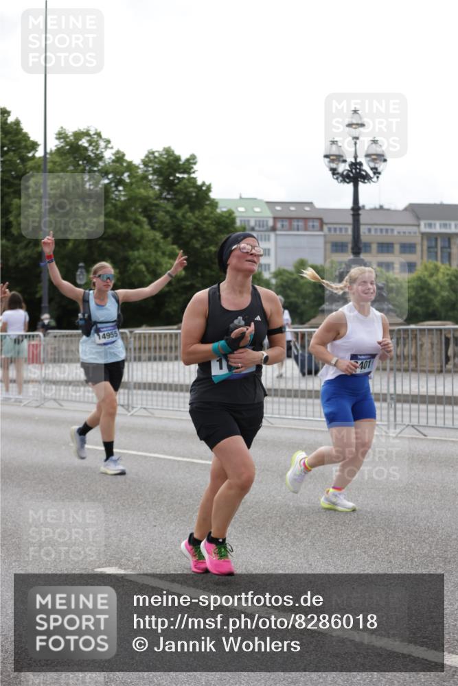 29.06.2025 - hella hamburg halbmarathon Jannik Wohlers http://msf.ph/oto/8286018 29.06.2025 10:35:39 Lombardsbrücke 1008, 1010, 1036, 1183, 1775, 1780, 2520, 2827, 2870, 3401, 3598, 3699, 3877, 3990, 4326, 4413, 4798, 5666, 6092, 6184, 6845, 6896, 7086, 7111, 7275, 8356, 8581, 8947, 9432, 9744, 10047, 10577, 11010, 11187, 11198, 11979, 12342, 12430, 12660, 12661, 13492, 13600, 13602, 13679, 14134, 14189, 14249, 14251, 14955, 15075, 15078, 15248, 15281, 15370, 15587, 15612, 15617, 15618, 15676, 15677, 15827, 15830, 15876, 16570, 16571, 17635, 18541 meine-sportfotos.de