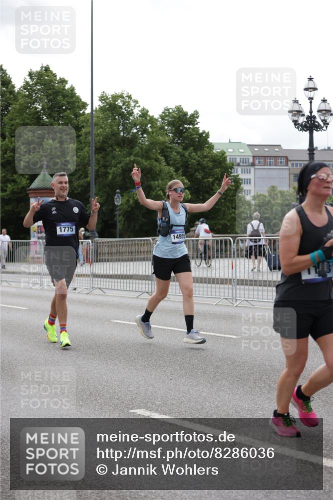 29.06.2025 - hella hamburg halbmarathon Jannik Wohlers http://msf.ph/oto/8286036 29.06.2025 10:35:39 Lombardsbrücke 1008, 1010, 1036, 1183, 1775, 1780, 2520, 2827, 2870, 3401, 3598, 3699, 3877, 3990, 4326, 4413, 4798, 5666, 6092, 6184, 6845, 6896, 7086, 7111, 7275, 8356, 8581, 8947, 9432, 9744, 10047, 10577, 11010, 11187, 11198, 11979, 12342, 12430, 12660, 12661, 13492, 13600, 13602, 13679, 14134, 14189, 14249, 14251, 14955, 15075, 15078, 15248, 15281, 15370, 15587, 15612, 15617, 15618, 15676, 15677, 15827, 15830, 15876, 16570, 16571, 17635, 18541 meine-sportfotos.de