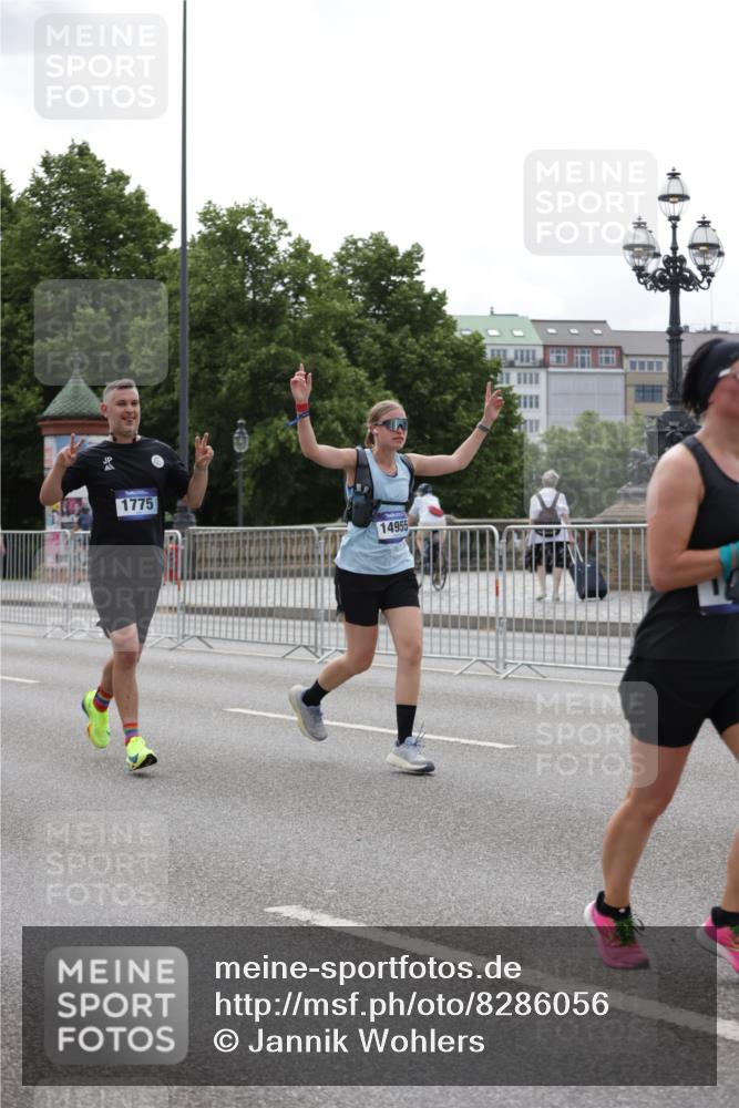 29.06.2025 - hella hamburg halbmarathon Jannik Wohlers http://msf.ph/oto/8286056 29.06.2025 10:35:39 Lombardsbrücke 1008, 1010, 1036, 1183, 1775, 1780, 2520, 2827, 2870, 3401, 3598, 3699, 3877, 3990, 4326, 4413, 4798, 5666, 6092, 6184, 6845, 6896, 7086, 7111, 7275, 8356, 8581, 8947, 9432, 9744, 10047, 10577, 11010, 11187, 11198, 11979, 12342, 12430, 12660, 12661, 13492, 13600, 13602, 13679, 14134, 14189, 14249, 14251, 14955, 15075, 15078, 15248, 15281, 15370, 15587, 15612, 15617, 15618, 15676, 15677, 15827, 15830, 15876, 16570, 16571, 17635, 18541 meine-sportfotos.de