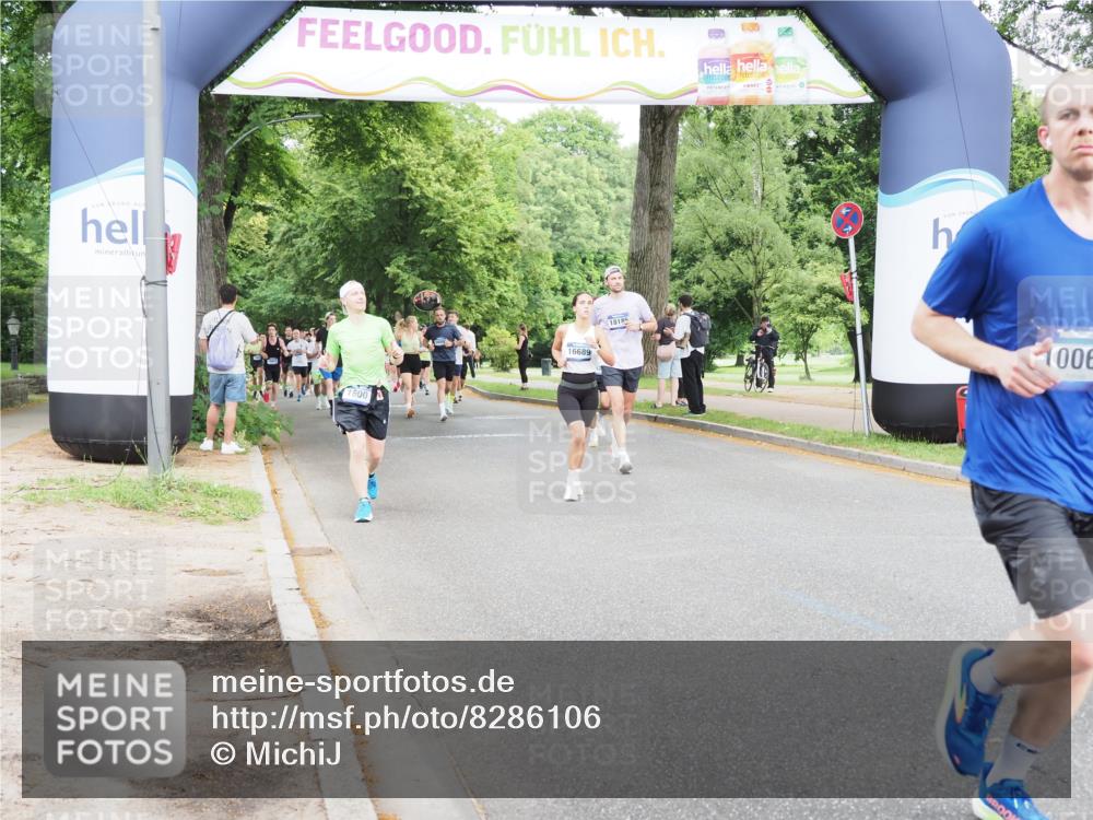 29.06.2025 - hella hamburg halbmarathon MichiJ http://msf.ph/oto/8286106 29.06.2025 10:33:00 Zwischen KM18-KM19 1600, 10064, 10313, 13123, 15666, 17381, 17382, 18185, 18513, 18806 meine-sportfotos.de