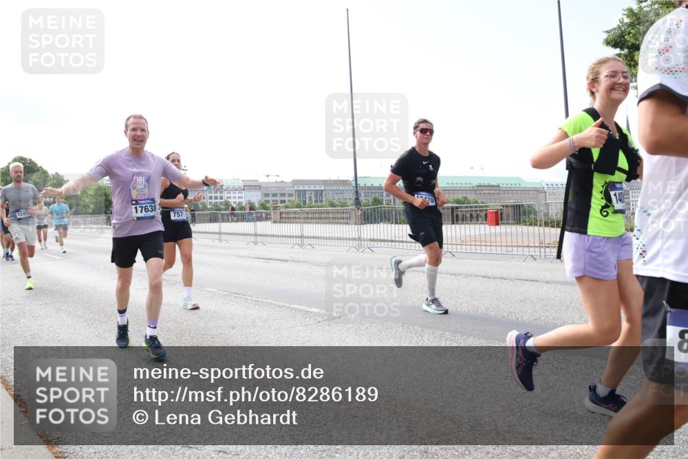 29.06.2025 - hella hamburg halbmarathon Lena Gebhardt http://msf.ph/oto/8286189 29.06.2025 10:11:46 Lombardsbrücke 1328, 1531, 1866, 1992, 3363, 3837, 4227, 5379, 5605, 7571, 8115, 8368, 8807, 8810, 9119, 9191, 9428, 10042, 10372, 10409, 10428, 11321, 11507, 11537, 11755, 11917, 12286, 12473, 13171, 13177, 13203, 13542, 13603, 13939, 13958, 14008, 14149, 14384, 15797, 15945, 16976, 17080, 17638, 17774, 17787, 17866, 18261, 18278, 18382, 18395, 19172 meine-sportfotos.de