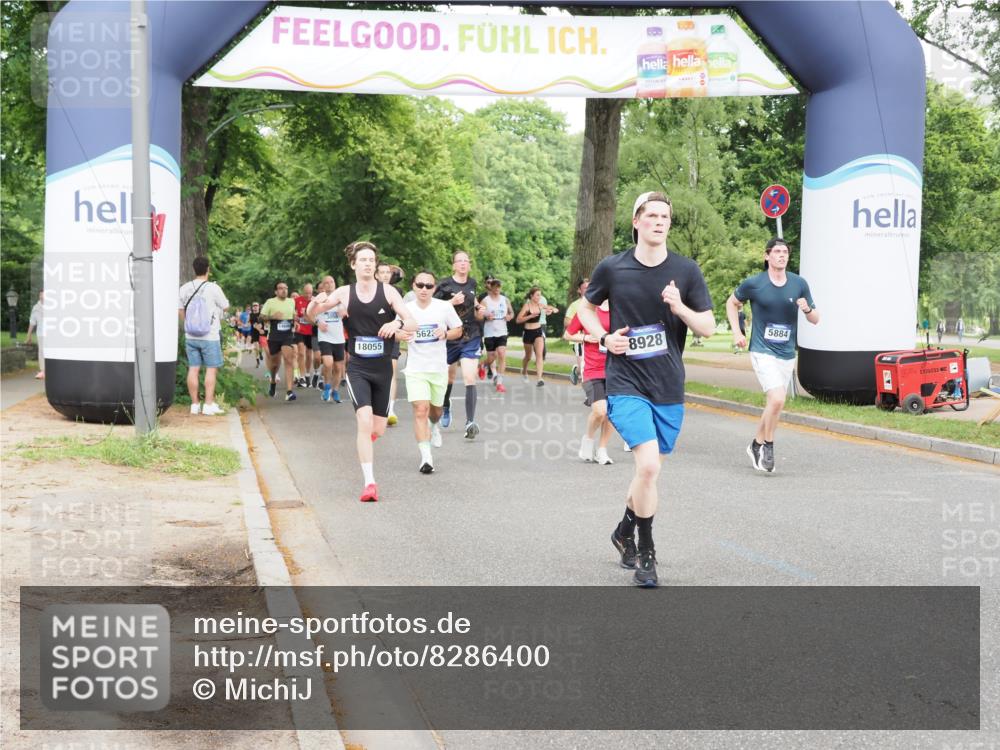 29.06.2025 - hella hamburg halbmarathon MichiJ http://msf.ph/oto/8286400 29.06.2025 10:33:06 Zwischen KM18-KM19 1600, 4915, 5884, 8928, 10596, 16506, 16689, 18185, 18631 meine-sportfotos.de