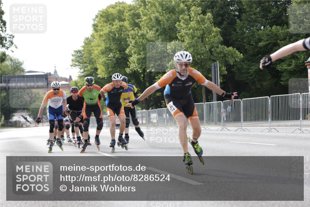 29.06.2025 - hella hamburg halbmarathon Jannik Wohlers http://msf.ph/oto/8286524 29.06.2025 08:53:25 Lombardsbrücke  meine-sportfotos.de