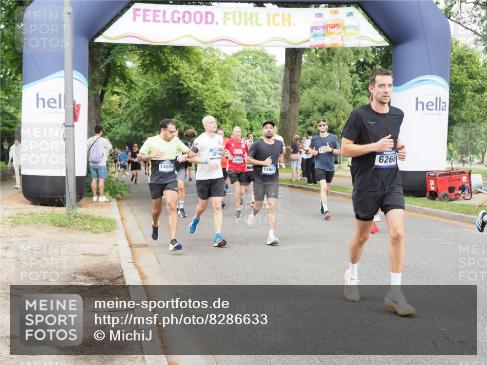 29.06.2025 - hella hamburg halbmarathon MichiJ http://msf.ph/oto/8286633 29.06.2025 10:33:09 Zwischen KM18-KM19 1171, 2890, 2970, 3056, 3917, 4915, 5623, 5884, 6266, 7325, 8928, 10596, 14464, 14686, 14687, 16506, 16689, 18055, 18631 meine-sportfotos.de