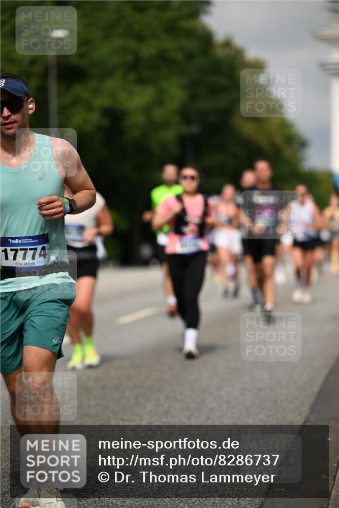 29.06.2025 - hella hamburg halbmarathon Dr. Thomas Lammeyer http://msf.ph/oto/8286737 29.06.2025 10:16:00 Kennedybrücke 1062, 1790, 2661, 3746, 3837, 4499, 6871, 6966, 7370, 7474, 8206, 8207, 9119, 9253, 9254, 9405 meine-sportfotos.de