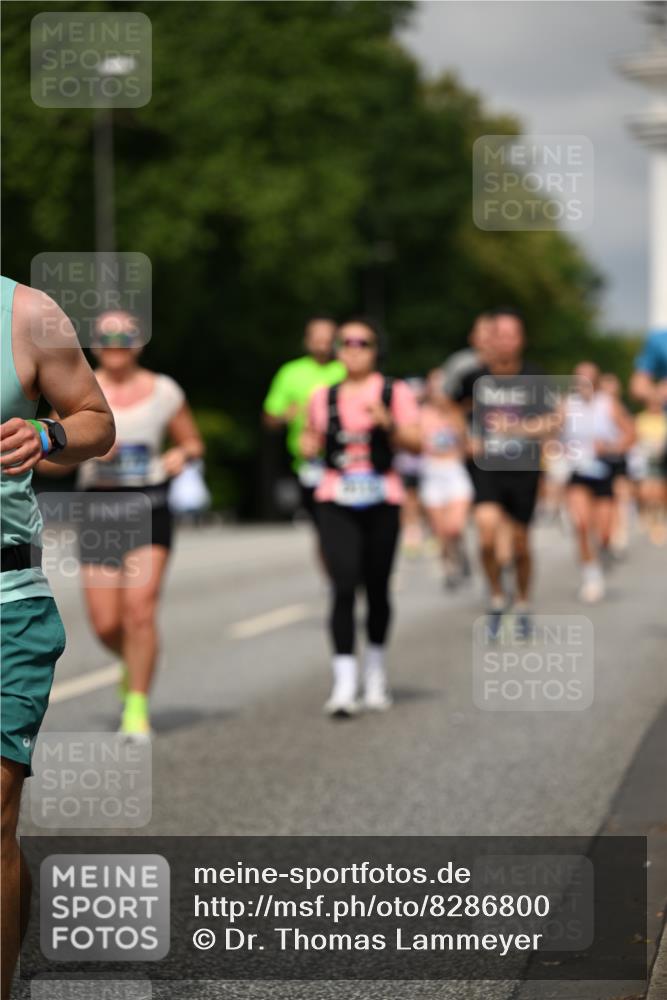29.06.2025 - hella hamburg halbmarathon Dr. Thomas Lammeyer http://msf.ph/oto/8286800 29.06.2025 10:16:01 Kennedybrücke 1062, 1790, 3262, 3746, 3837, 4499, 6871, 6966, 7370, 7474, 8206, 8207, 9119, 9253, 9254, 9405 meine-sportfotos.de