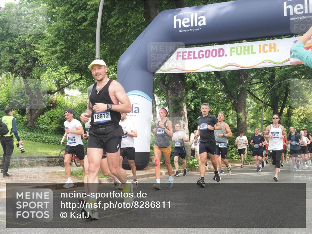 29.06.2025 - hella hamburg halbmarathon KatJ http://msf.ph/oto/8286811 29.06.2025 10:41:29 Zwischen KM18-KM19 1496, 1628, 2561, 4419, 7129, 7395, 8285, 8316, 8449 meine-sportfotos.de