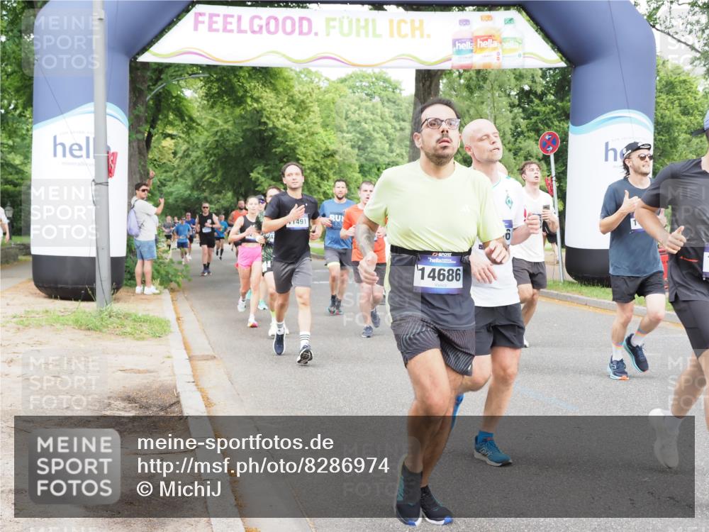 29.06.2025 - hella hamburg halbmarathon MichiJ http://msf.ph/oto/8286974 29.06.2025 10:33:11 Zwischen KM18-KM19 1171, 1413, 2890, 2970, 3056, 3917, 4915, 5623, 5884, 6266, 7325, 7843, 8928, 10596, 11491, 14464, 14686, 14687, 15760, 16506, 16685, 18055, 18407, 18718 meine-sportfotos.de