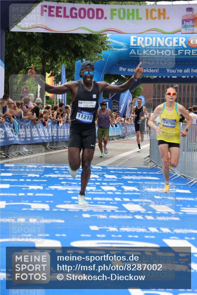 29.06.2025 - hella hamburg halbmarathon Strokosch-Dieckow http://msf.ph/oto/8287002 29.06.2025 10:20:50 Ziel 11210, 14766, 16988, 17402, 19075 meine-sportfotos.de