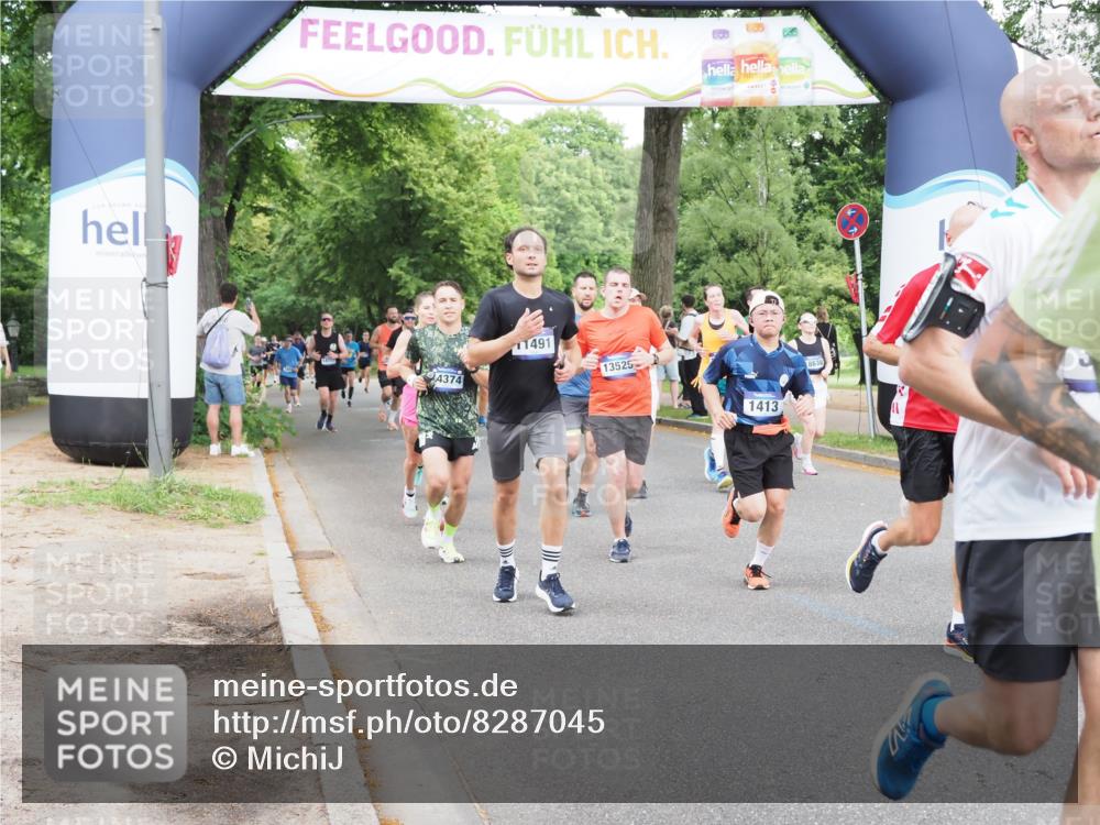 29.06.2025 - hella hamburg halbmarathon MichiJ http://msf.ph/oto/8287045 29.06.2025 10:33:12 Zwischen KM18-KM19 1171, 1413, 2890, 2970, 3056, 3917, 4915, 5623, 5884, 6266, 7325, 7843, 8928, 10596, 11491, 12783, 13525, 14374, 14464, 14686, 14687, 15760, 16506, 16685, 18055, 18407, 18638, 18718 meine-sportfotos.de
