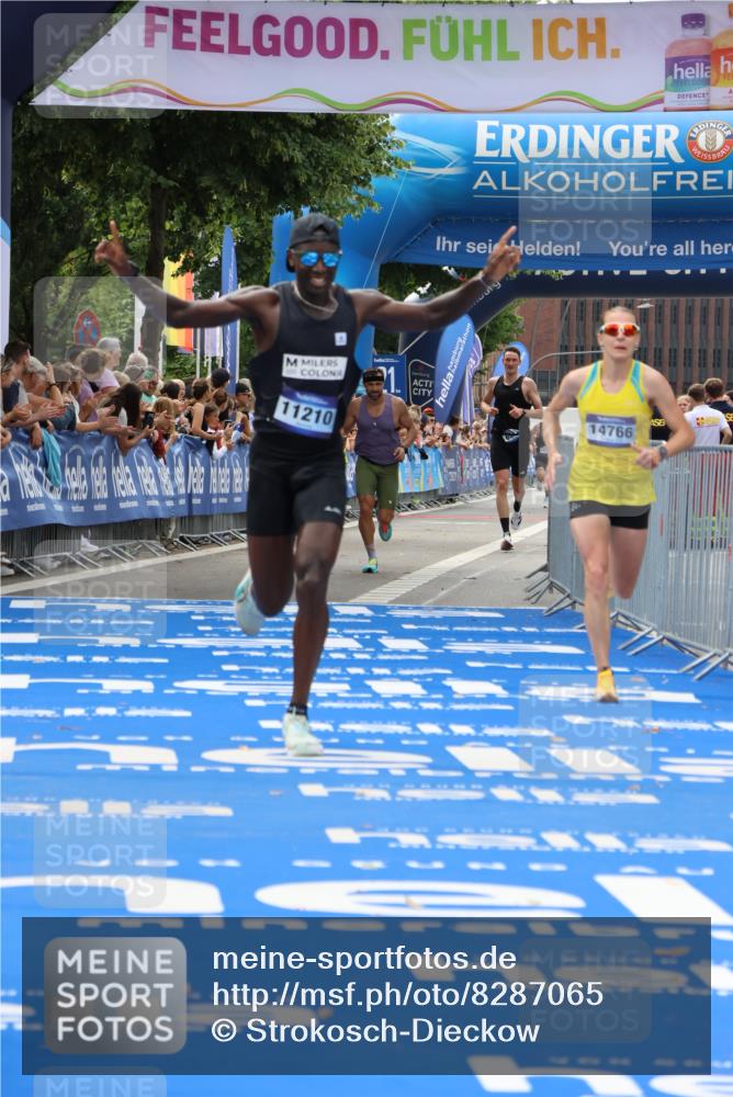 29.06.2025 - hella hamburg halbmarathon Strokosch-Dieckow http://msf.ph/oto/8287065 29.06.2025 10:20:50 Ziel 11210, 14766, 16988, 17402, 19075 meine-sportfotos.de