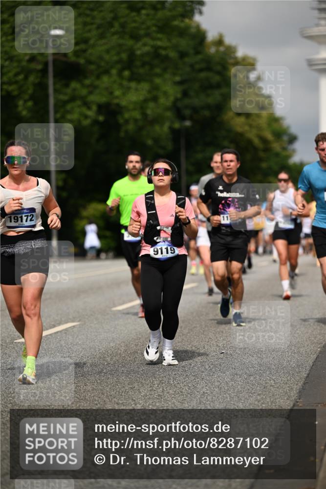 29.06.2025 - hella hamburg halbmarathon Dr. Thomas Lammeyer http://msf.ph/oto/8287102 29.06.2025 10:16:01 Kennedybrücke 1062, 1790, 3262, 3746, 3837, 4499, 6871, 6966, 7370, 7474, 8206, 8207, 9119, 9253, 9254, 9405 meine-sportfotos.de