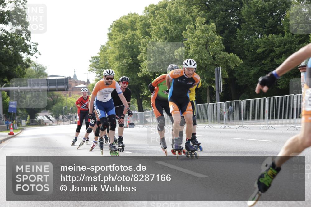 29.06.2025 - hella hamburg halbmarathon Jannik Wohlers http://msf.ph/oto/8287166 29.06.2025 08:53:26 Lombardsbrücke  meine-sportfotos.de