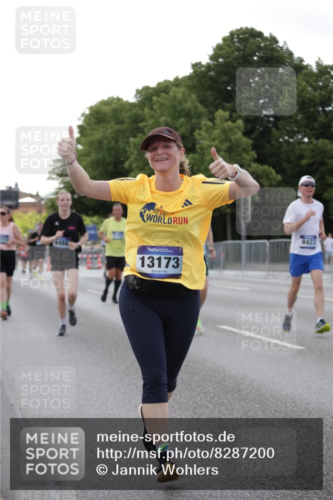 29.06.2025 - hella hamburg halbmarathon Jannik Wohlers http://msf.ph/oto/8287200 29.06.2025 10:03:37 Lombardsbrücke 1032, 1355, 3488, 4095, 4488, 5058, 5363, 5613, 6142, 6706, 7017, 7306, 7485, 8177, 8421, 8422, 8423, 8469, 9526, 9899, 11511, 11614, 12336, 12653, 13173, 13583, 15520, 15678, 16099, 16113, 17098, 17880, 18111, 18985 meine-sportfotos.de