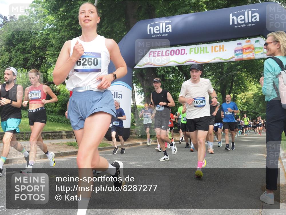 29.06.2025 - hella hamburg halbmarathon KatJ http://msf.ph/oto/8287277 29.06.2025 10:41:35 Zwischen KM18-KM19 1410, 2354, 3791, 3945, 4419, 4903, 6260, 7973, 8285, 8394, 8449, 8514 meine-sportfotos.de