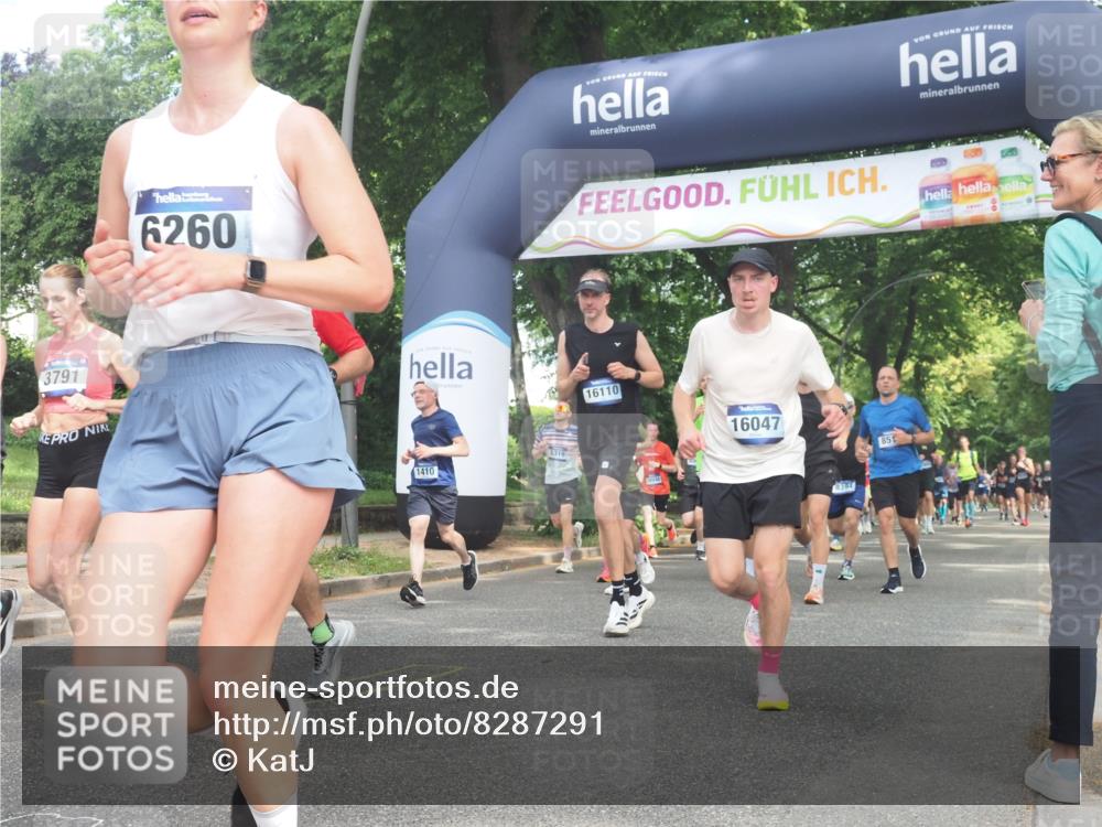 29.06.2025 - hella hamburg halbmarathon KatJ http://msf.ph/oto/8287291 29.06.2025 10:41:35 Zwischen KM18-KM19 1410, 2354, 3791, 3945, 4419, 4903, 6260, 7973, 8285, 8394, 8449, 8514 meine-sportfotos.de