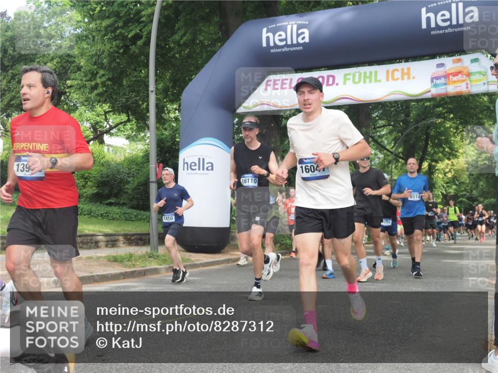 29.06.2025 - hella hamburg halbmarathon KatJ http://msf.ph/oto/8287312 29.06.2025 10:41:36 Zwischen KM18-KM19 1410, 2354, 3791, 3945, 4419, 4903, 6260, 7973, 8285, 8394, 8449, 8514 meine-sportfotos.de