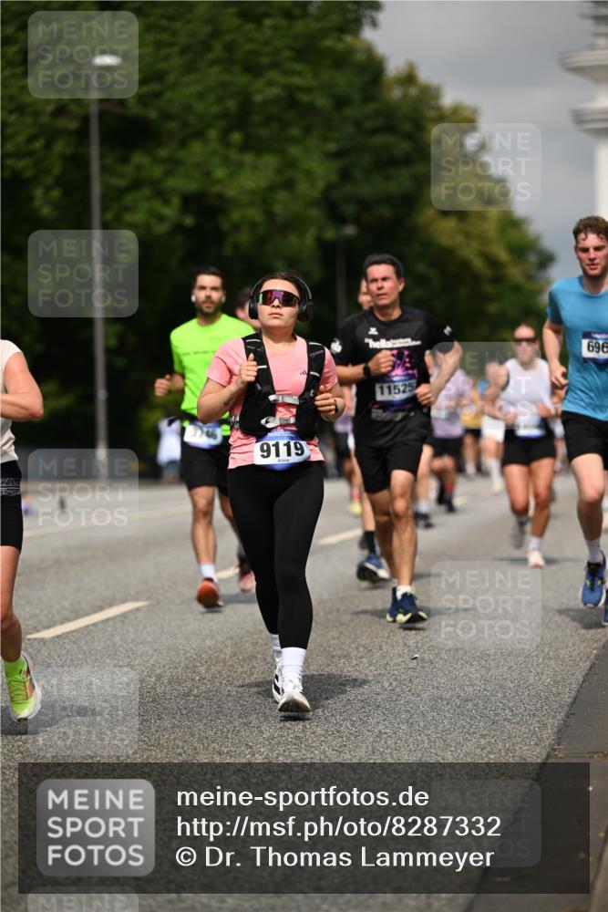 29.06.2025 - hella hamburg halbmarathon Dr. Thomas Lammeyer http://msf.ph/oto/8287332 29.06.2025 10:16:02 Kennedybrücke 1062, 1249, 1790, 1850, 3182, 3248, 3262, 3746, 3837, 4499, 5176, 6871, 6966, 7370, 7474, 8206, 8207, 9119, 9253, 9254, 9405 meine-sportfotos.de