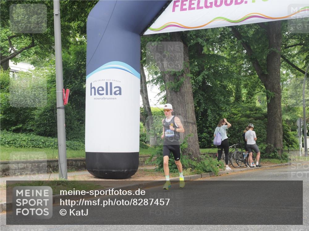 29.06.2025 - hella hamburg halbmarathon KatJ http://msf.ph/oto/8287457 29.06.2025 10:12:02 Zwischen KM18-KM19  meine-sportfotos.de