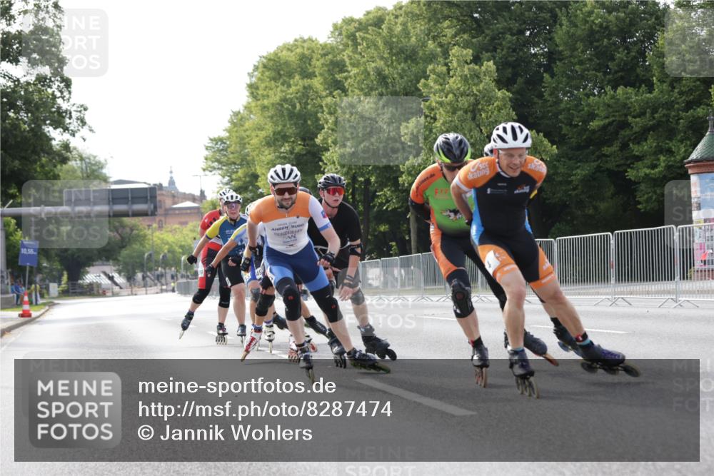 29.06.2025 - hella hamburg halbmarathon Jannik Wohlers http://msf.ph/oto/8287474 29.06.2025 08:53:26 Lombardsbrücke  meine-sportfotos.de