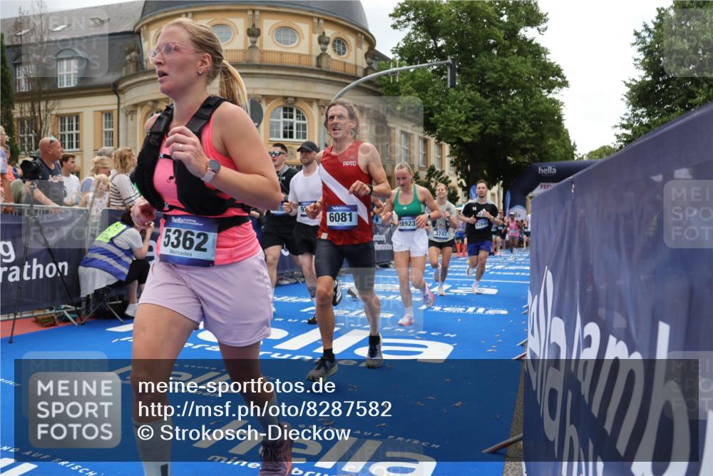 29.06.2025 - hella hamburg halbmarathon Strokosch-Dieckow http://msf.ph/oto/8287582 29.06.2025 10:48:27 Ziel 1163, 1176, 1537, 2213, 3747, 5129, 5362, 5528, 6081, 6923, 7367, 8216, 9262, 10000, 10860, 11451, 11579, 12149, 12549, 12690, 12840, 13962, 14033, 14990, 15573, 15808, 15917, 17395, 17745, 17855, 17982, 18251, 18790, 18815, 18923 meine-sportfotos.de