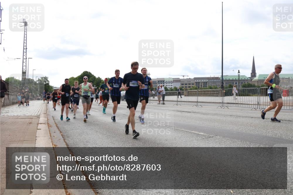29.06.2025 - hella hamburg halbmarathon Lena Gebhardt http://msf.ph/oto/8287603 29.06.2025 10:21:00 Lombardsbrücke 14615, 15913, 113, 18305, 8724, 545, 4350, 19124, 1011, 1028, 1266, 1658, 2053, 2101, 2325, 2383, 2834, 2923, 2945, 2956, 2986, 3161, 3247, 3453, 3733, 3781, 3813, 4082, 4288, 4350, 4422, 4754, 4869, 5041, 5061, 5625, 5767, 6275, 6308, 6608, 7228, 7608, 8113, 8724, 8726, 8844, 8940, 9005, 9011, 9108, 9236, 9501, 9981, 10050, 10350, 10585, 10602, 11100, 11145, 11698, 11995, 12175, 12694, 12844, 13057, 13508 meine-sportfotos.de