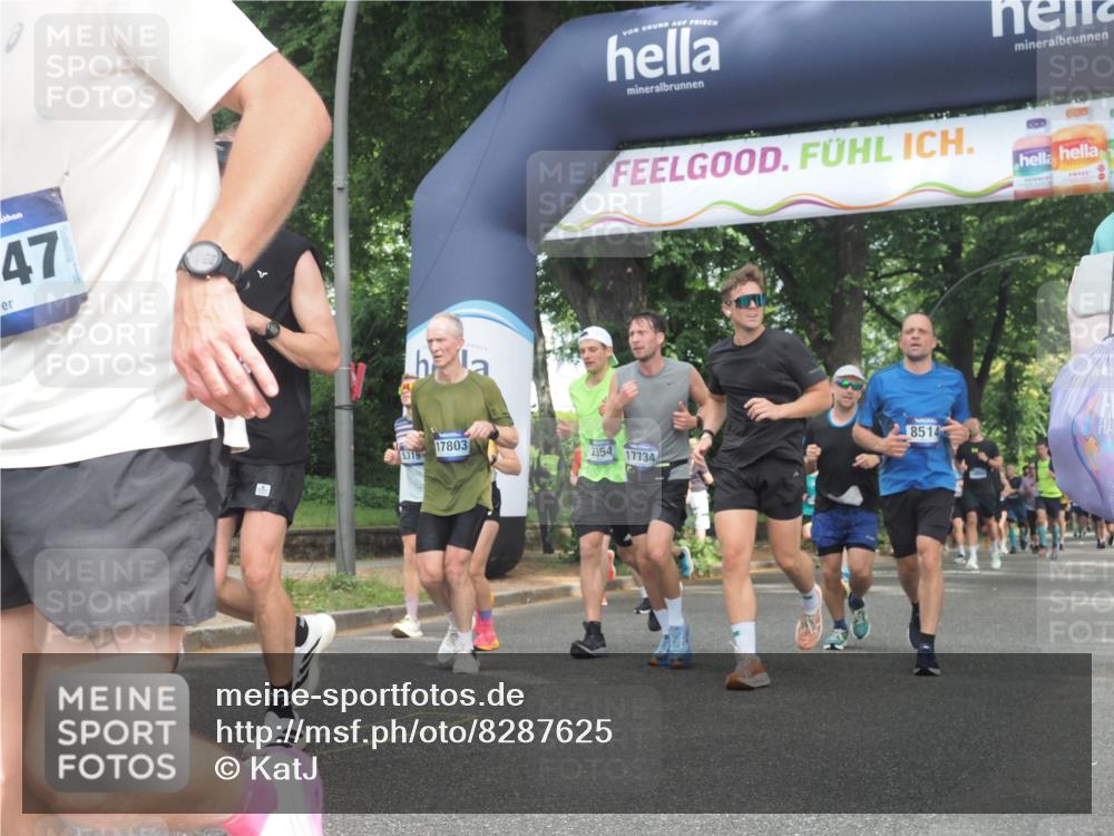 29.06.2025 - hella hamburg halbmarathon KatJ http://msf.ph/oto/8287625 29.06.2025 10:41:36 Zwischen KM18-KM19 1410, 2354, 3791, 3945, 4419, 4903, 6260, 7973, 8285, 8394, 8449, 8514 meine-sportfotos.de