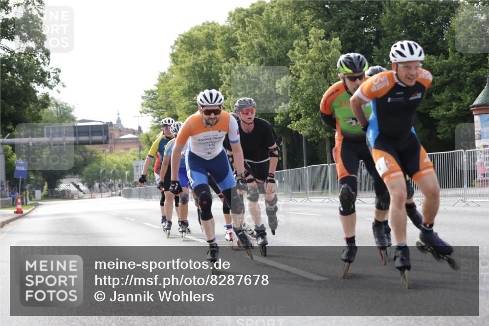 29.06.2025 - hella hamburg halbmarathon Jannik Wohlers http://msf.ph/oto/8287678 29.06.2025 08:53:26 Lombardsbrücke  meine-sportfotos.de