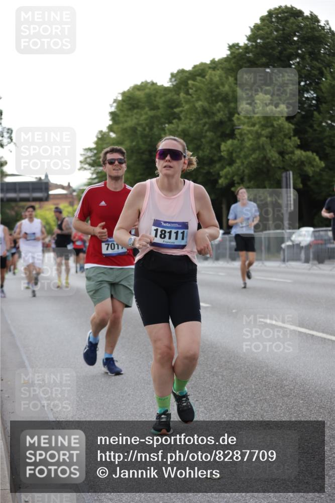 29.06.2025 - hella hamburg halbmarathon Jannik Wohlers http://msf.ph/oto/8287709 29.06.2025 10:03:41 Lombardsbrücke 1032, 1355, 3488, 4095, 4488, 5058, 5363, 5613, 6142, 6706, 7017, 7485, 8177, 8421, 8422, 8423, 8469, 9526, 9899, 10756, 11511, 11614, 12004, 12005, 12336, 12653, 13173, 13583, 15520, 15525, 15678, 16099, 17098, 17437, 17860, 17880, 18111, 18985 meine-sportfotos.de