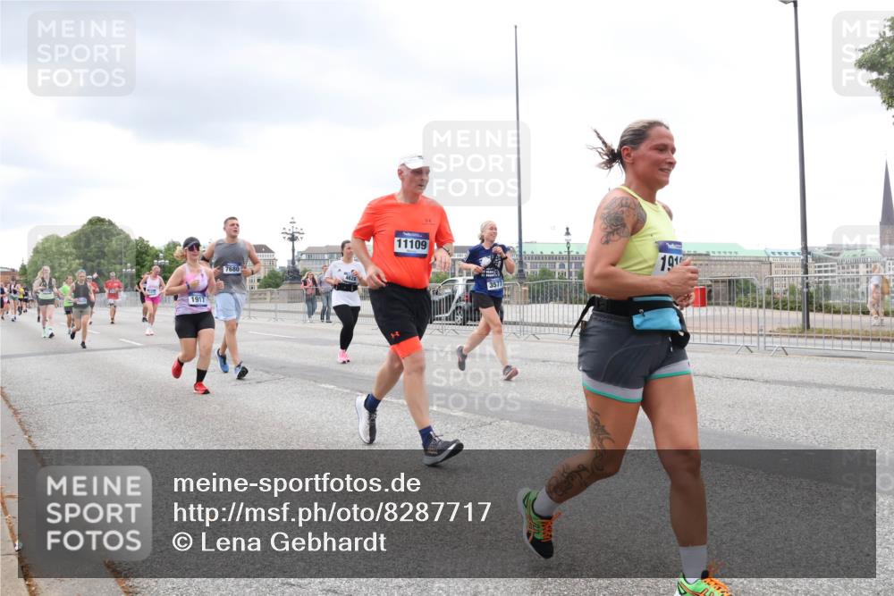 29.06.2025 - hella hamburg halbmarathon Lena Gebhardt http://msf.ph/oto/8287717 29.06.2025 10:55:31 Lombardsbrücke 1917, 7680, 11109, 3577, 191, 1013, 1616, 1873, 1917, 2090, 2452, 3101, 3115, 3157, 3244, 3274, 3577, 4039, 4628, 4896, 5040, 5220, 5222, 5483, 5487, 5575, 6257, 6395, 6396, 6944, 7219, 7238, 7548, 7680, 7766, 7969, 8403, 8519, 8527, 8532, 8626, 8648, 9548, 9614, 9618, 9857, 9858, 9956, 10094, 10436, 10438, 10458, 10559, 10593, 10885, 11109, 11737, 11788, 11903, 11908, 11962, 11963, 12147, 12148, 12695, 12902, 13098, 13230, 13548, 14515, 14727, 15152, 15160, 16385 meine-sportfotos.de