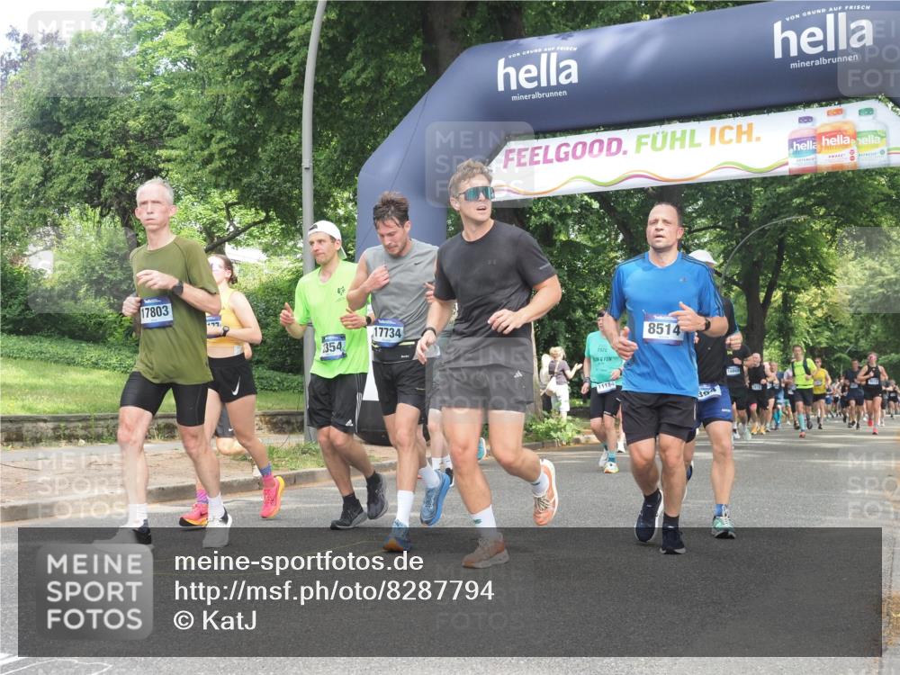 29.06.2025 - hella hamburg halbmarathon KatJ http://msf.ph/oto/8287794 29.06.2025 10:41:37 Zwischen KM18-KM19 1410, 2354, 3791, 3945, 4419, 4903, 5319, 6260, 7973, 8394, 8514 meine-sportfotos.de