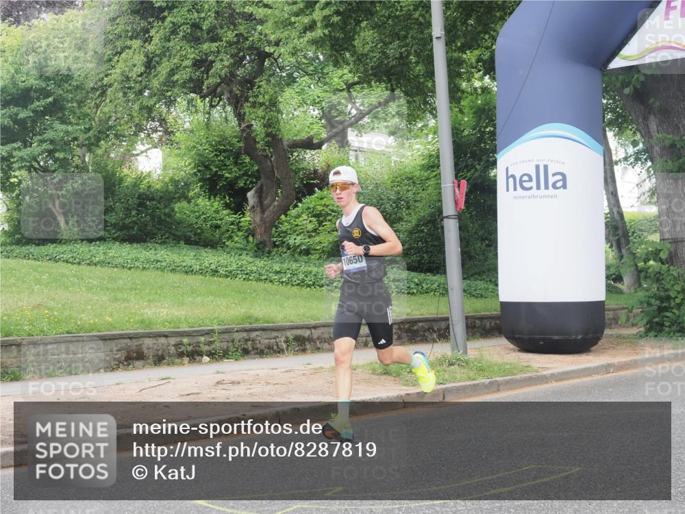29.06.2025 - hella hamburg halbmarathon KatJ http://msf.ph/oto/8287819 29.06.2025 10:12:04 Zwischen KM18-KM19  meine-sportfotos.de