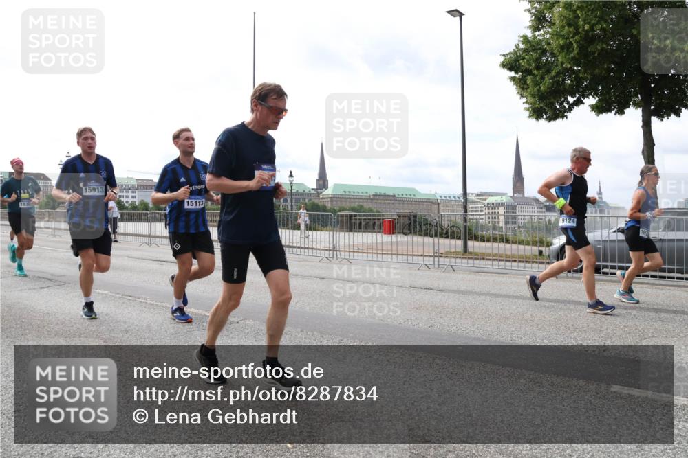 29.06.2025 - hella hamburg halbmarathon Lena Gebhardt http://msf.ph/oto/8287834 29.06.2025 10:21:01 Lombardsbrücke 15913, 1830, 15113, 19124, 1912, 1028, 1266, 1658, 2053, 2101, 2325, 2383, 2834, 2923, 2945, 2956, 2986, 3161, 3247, 3453, 3781, 3813, 4082, 4288, 4350, 4422, 4754, 4869, 5041, 5061, 5625, 5767, 6275, 6308, 6608, 7228, 7608, 8113, 8724, 8726, 8844, 8940, 9005, 9011, 9108, 9236, 9501, 9981, 10050, 10350, 10585, 10602, 11100, 11145, 11698, 11995, 12175, 12694, 12844, 13057, 13508 meine-sportfotos.de