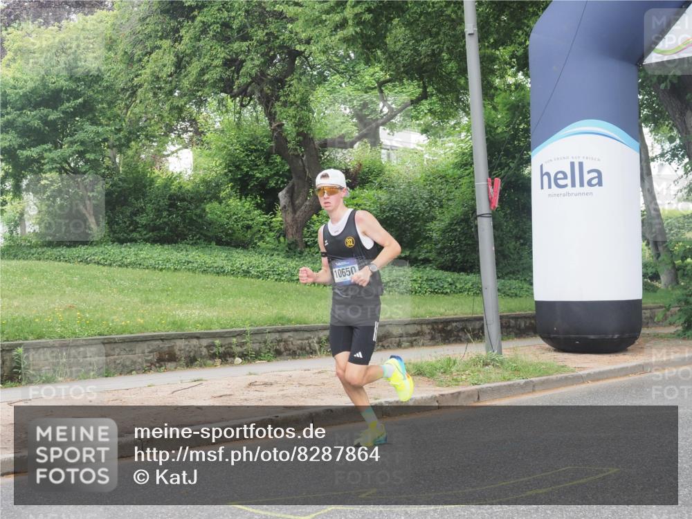 29.06.2025 - hella hamburg halbmarathon KatJ http://msf.ph/oto/8287864 29.06.2025 10:12:04 Zwischen KM18-KM19  meine-sportfotos.de