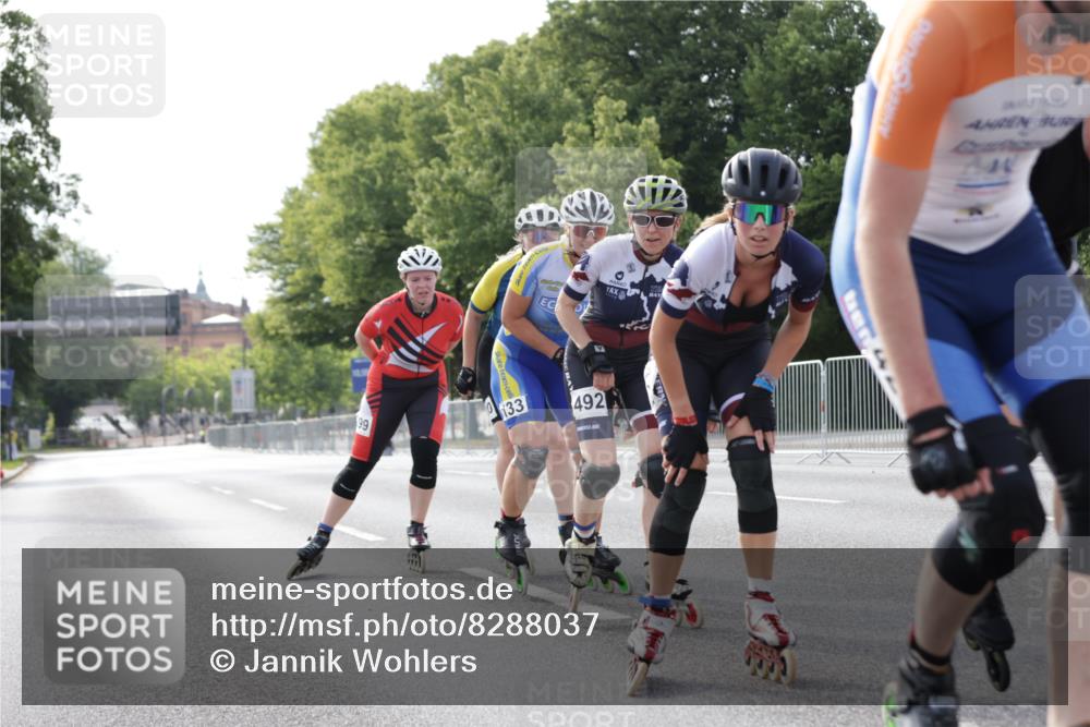 29.06.2025 - hella hamburg halbmarathon Jannik Wohlers http://msf.ph/oto/8288037 29.06.2025 08:53:27 Lombardsbrücke  meine-sportfotos.de