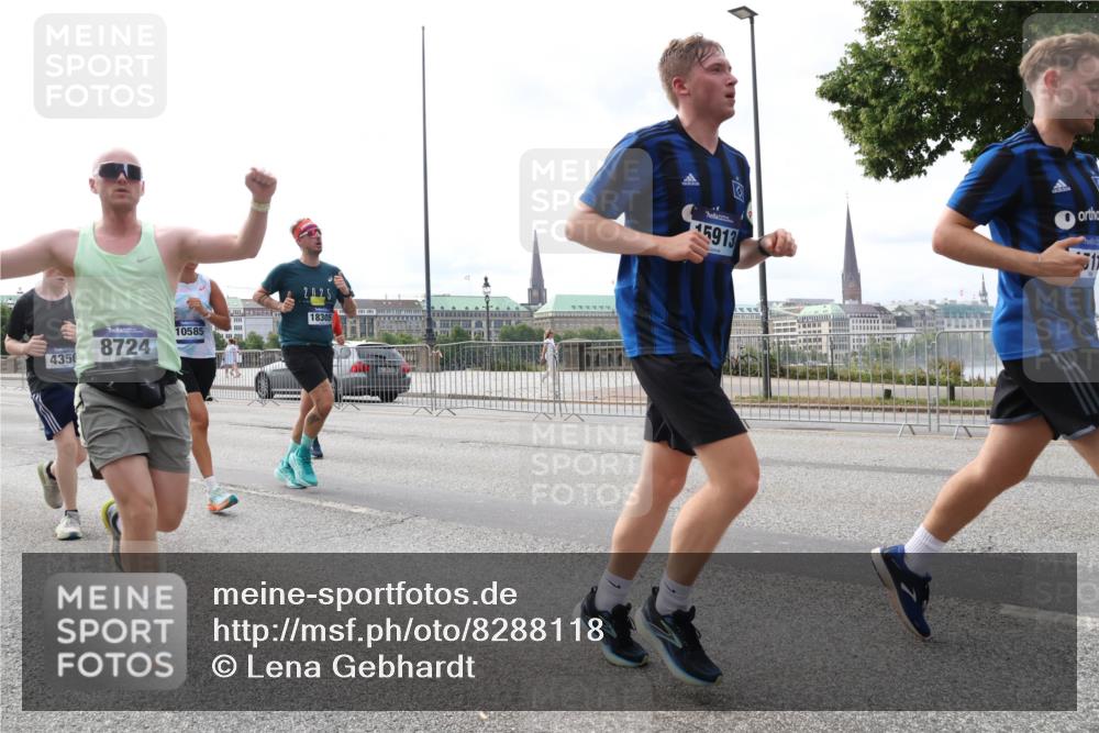 29.06.2025 - hella hamburg halbmarathon Lena Gebhardt http://msf.ph/oto/8288118 29.06.2025 10:21:02 Lombardsbrücke 4350, 8724, 10585, 2025, 18305, 45913, 1028, 1266, 1658, 2053, 2101, 2325, 2383, 2834, 2923, 2945, 2956, 2986, 3161, 3247, 3453, 3781, 3813, 4082, 4288, 4350, 4422, 4754, 4869, 5041, 5061, 5625, 5767, 6275, 6308, 6608, 7228, 7608, 8113, 8724, 8726, 8844, 8940, 9005, 9011, 9108, 9236, 9501, 9981, 10050, 10350, 10585, 10602, 11100, 11145, 11698, 11995, 12175, 12694, 12844, 13057, 13508 meine-sportfotos.de