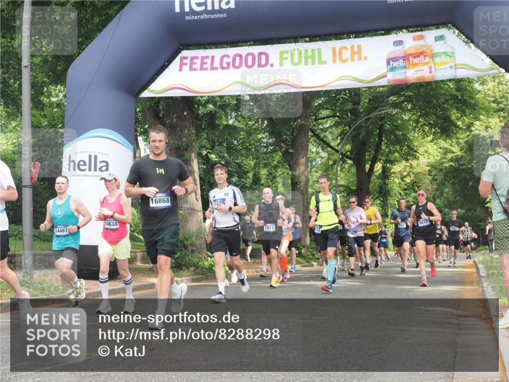 29.06.2025 - hella hamburg halbmarathon KatJ http://msf.ph/oto/8288298 29.06.2025 10:41:41 Zwischen KM18-KM19 1327, 1410, 1815, 2354, 3791, 4903, 5319, 8394, 8514 meine-sportfotos.de