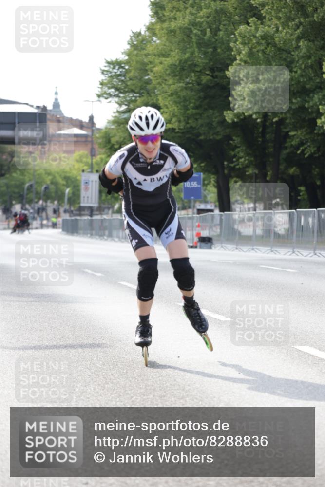 29.06.2025 - hella hamburg halbmarathon Jannik Wohlers http://msf.ph/oto/8288836 29.06.2025 08:54:02 Lombardsbrücke  meine-sportfotos.de
