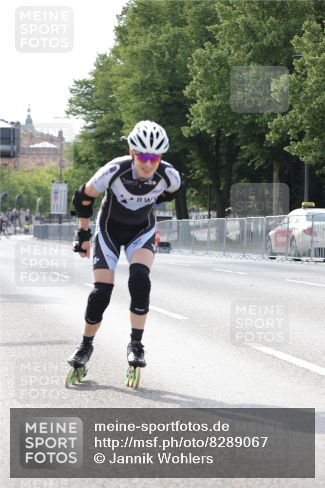 29.06.2025 - hella hamburg halbmarathon Jannik Wohlers http://msf.ph/oto/8289067 29.06.2025 08:54:02 Lombardsbrücke  meine-sportfotos.de