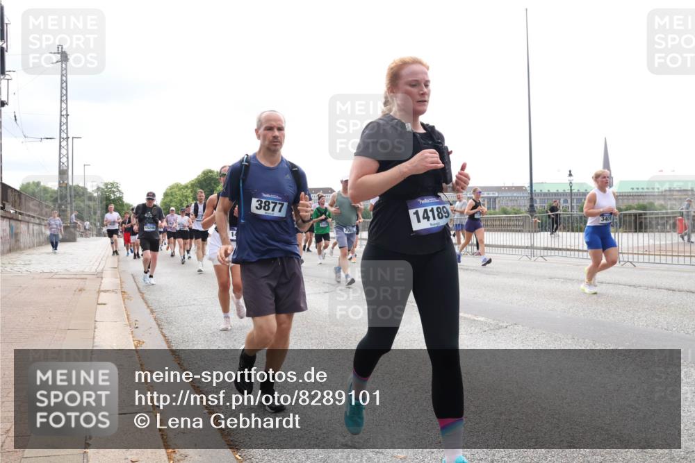 29.06.2025 - hella hamburg halbmarathon Lena Gebhardt http://msf.ph/oto/8289101 29.06.2025 10:36:11 Lombardsbrücke 15248, 3877, 7086, 14189, 3401, 1008, 1010, 1036, 1102, 1108, 1183, 1224, 1336, 1775, 1780, 1835, 2352, 2520, 2811, 2827, 2870, 3243, 3398, 3401, 3404, 3598, 3699, 3741, 3877, 3990, 4245, 4326, 4413, 4442, 4798, 4902, 4937, 5012, 5246, 5427, 5540, 5573, 5666, 5747, 5809, 5919, 6021, 6092, 6093, 6184, 6417, 6667, 6845, 6896, 7086, 7111, 7140, 7275, 7304, 7575, 7576, 7632, 8333, 8356, 8498, 8530, 8581, 8947, 9115, 9117, 9229, 9432, 9819, 12408 meine-sportfotos.de