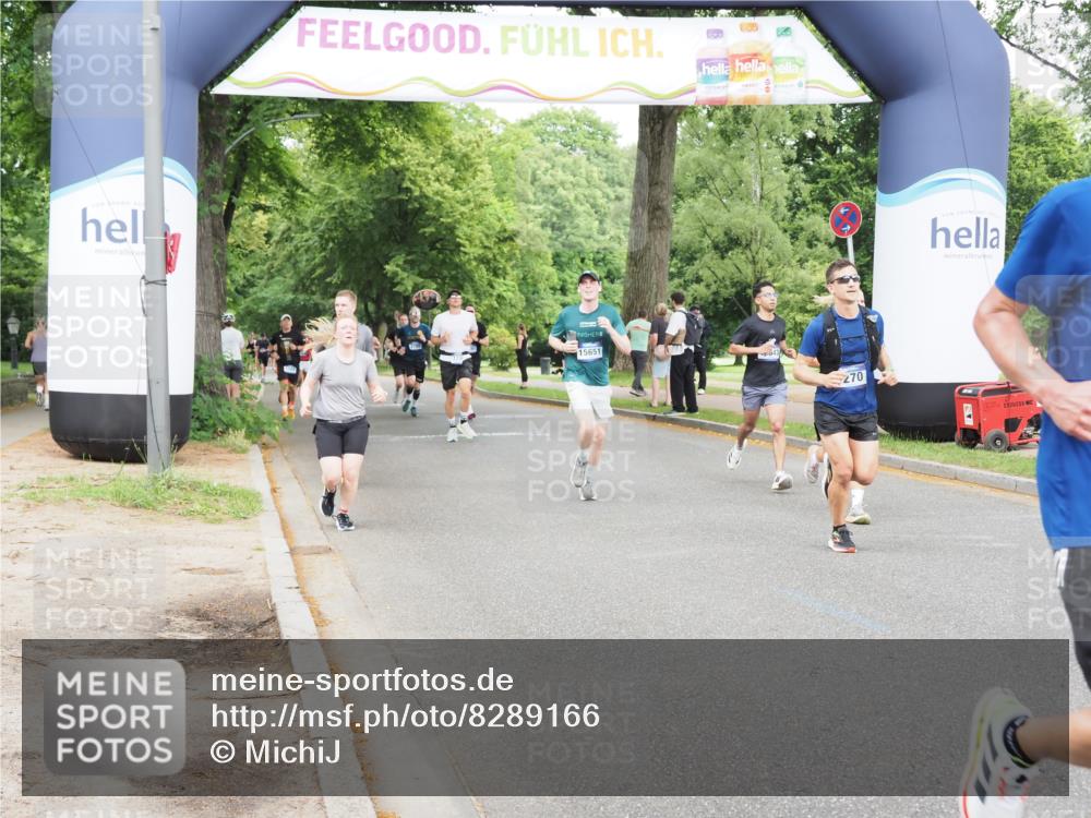 29.06.2025 - hella hamburg halbmarathon MichiJ http://msf.ph/oto/8289166 29.06.2025 10:33:22 Zwischen KM18-KM19 2098, 2590, 4854, 4997, 9159, 10741, 12643, 14722, 18637 meine-sportfotos.de