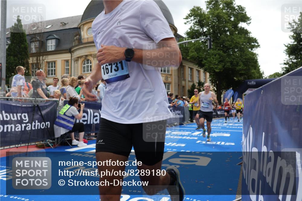 29.06.2025 - hella hamburg halbmarathon Strokosch-Dieckow http://msf.ph/oto/8289180 29.06.2025 10:49:14 Ziel 2013, 4183, 4185, 6158, 6389, 8112, 9348, 10053, 10184, 10189, 11819, 13450, 14526, 15422, 15523, 16369, 16414, 16731, 17173, 18598, 18842 meine-sportfotos.de