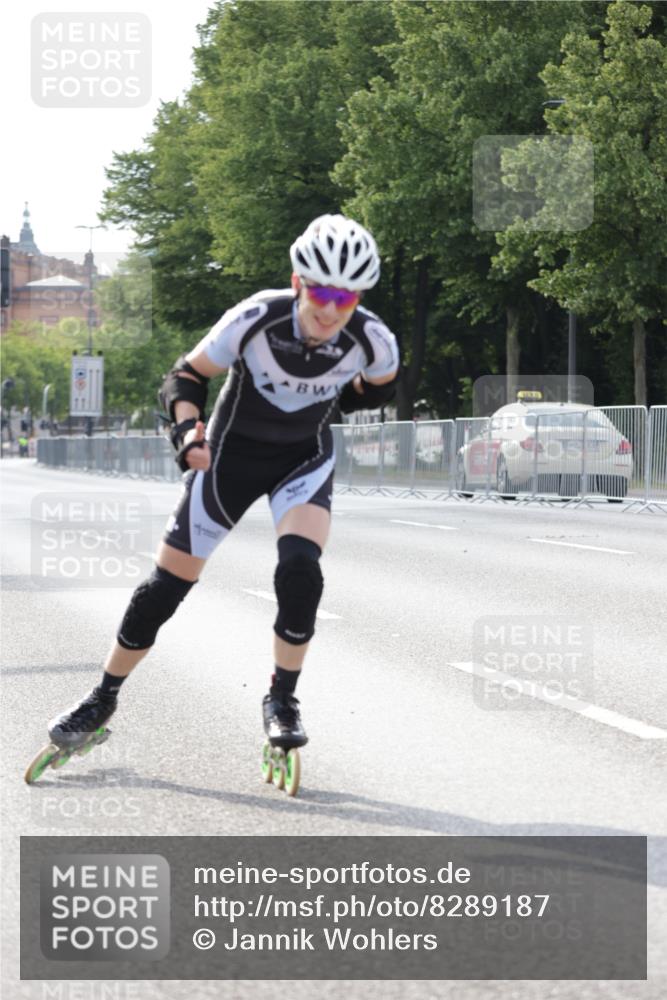 29.06.2025 - hella hamburg halbmarathon Jannik Wohlers http://msf.ph/oto/8289187 29.06.2025 08:54:02 Lombardsbrücke  meine-sportfotos.de