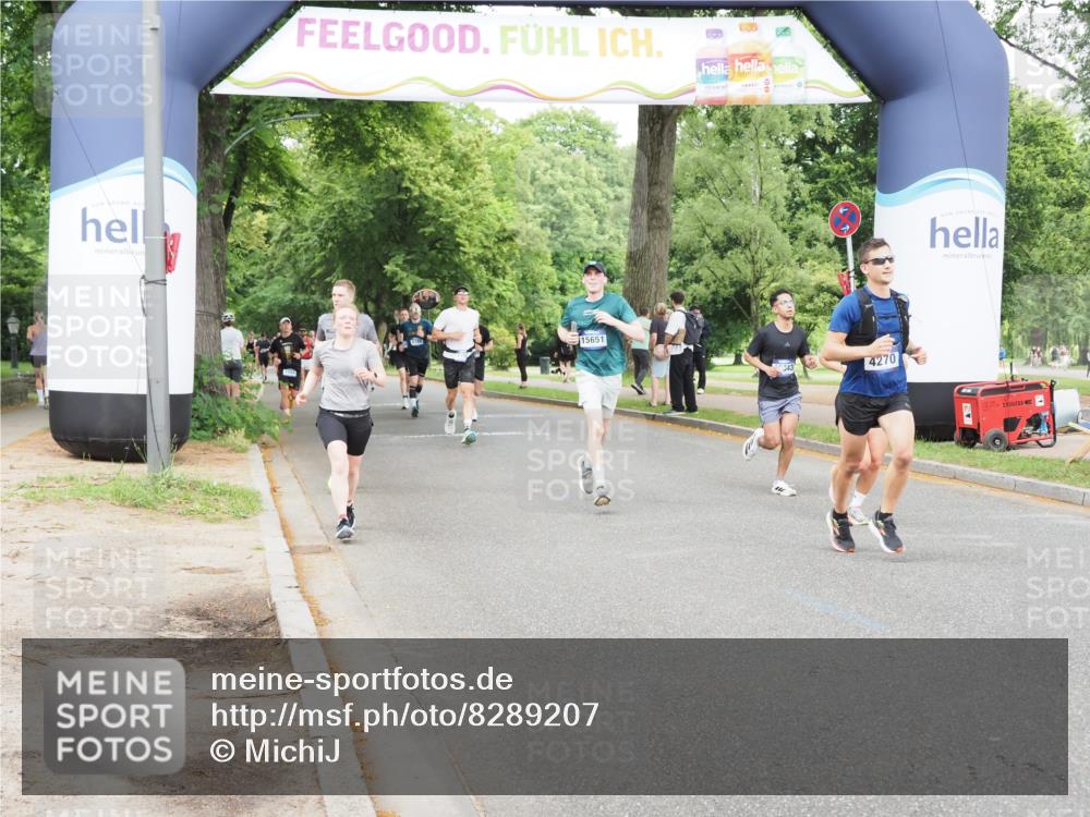 29.06.2025 - hella hamburg halbmarathon MichiJ http://msf.ph/oto/8289207 29.06.2025 10:33:22 Zwischen KM18-KM19 2098, 2590, 4854, 4997, 9159, 10741, 12643, 14722, 18637 meine-sportfotos.de