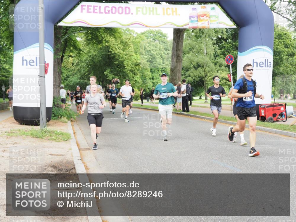 29.06.2025 - hella hamburg halbmarathon MichiJ http://msf.ph/oto/8289246 29.06.2025 10:33:22 Zwischen KM18-KM19 2098, 2590, 4854, 4997, 9159, 10741, 12643, 14722, 18637 meine-sportfotos.de