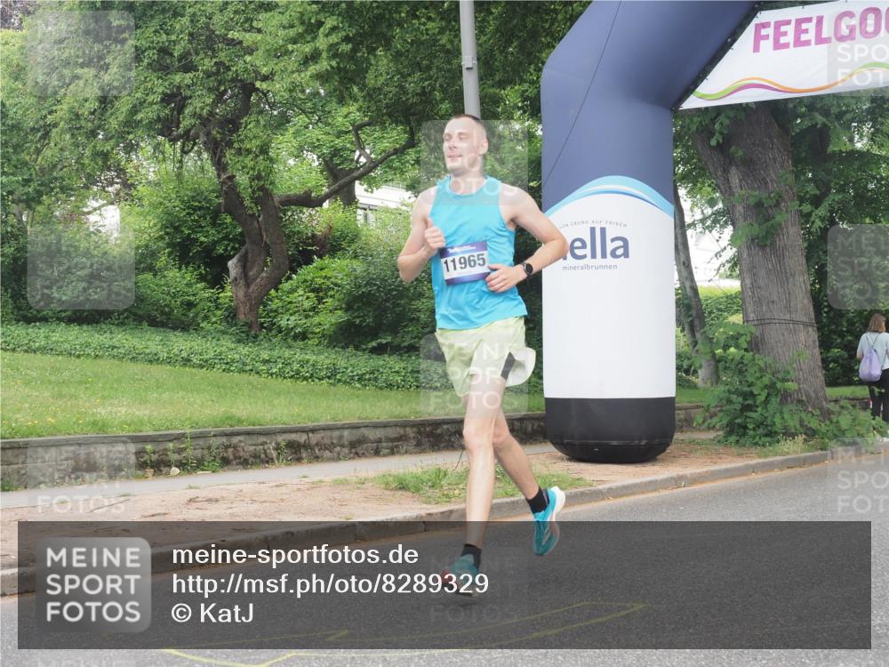 29.06.2025 - hella hamburg halbmarathon KatJ http://msf.ph/oto/8289329 29.06.2025 10:12:25 Zwischen KM18-KM19  meine-sportfotos.de