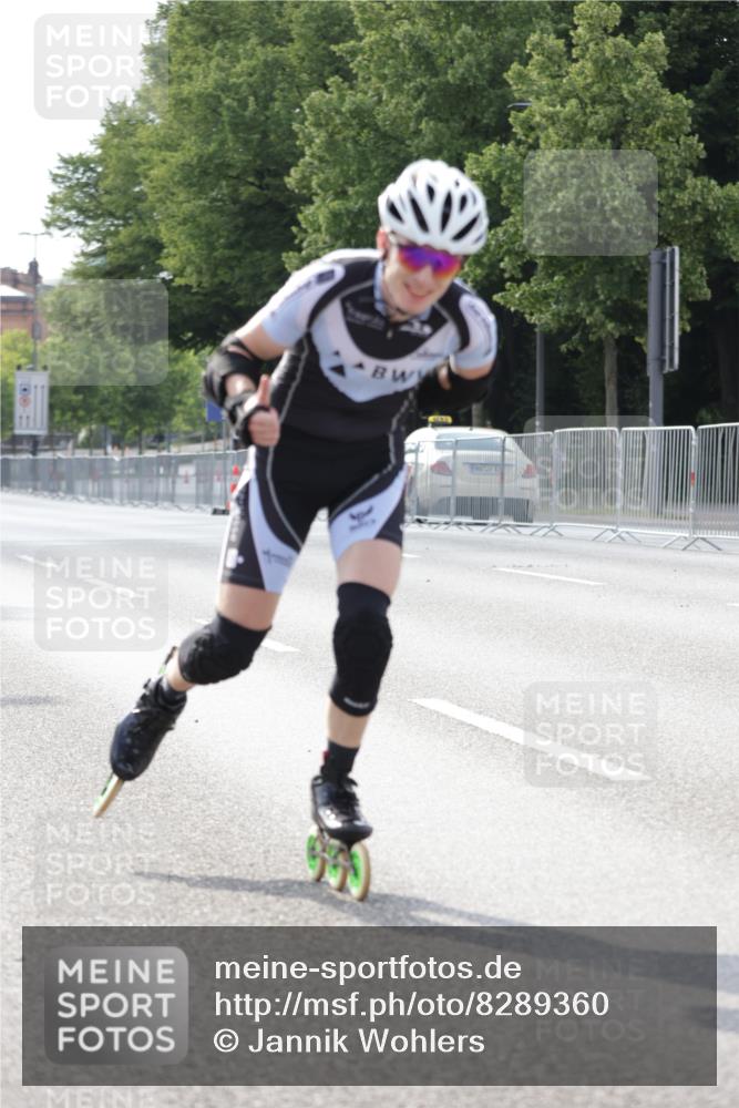 29.06.2025 - hella hamburg halbmarathon Jannik Wohlers http://msf.ph/oto/8289360 29.06.2025 08:54:02 Lombardsbrücke  meine-sportfotos.de