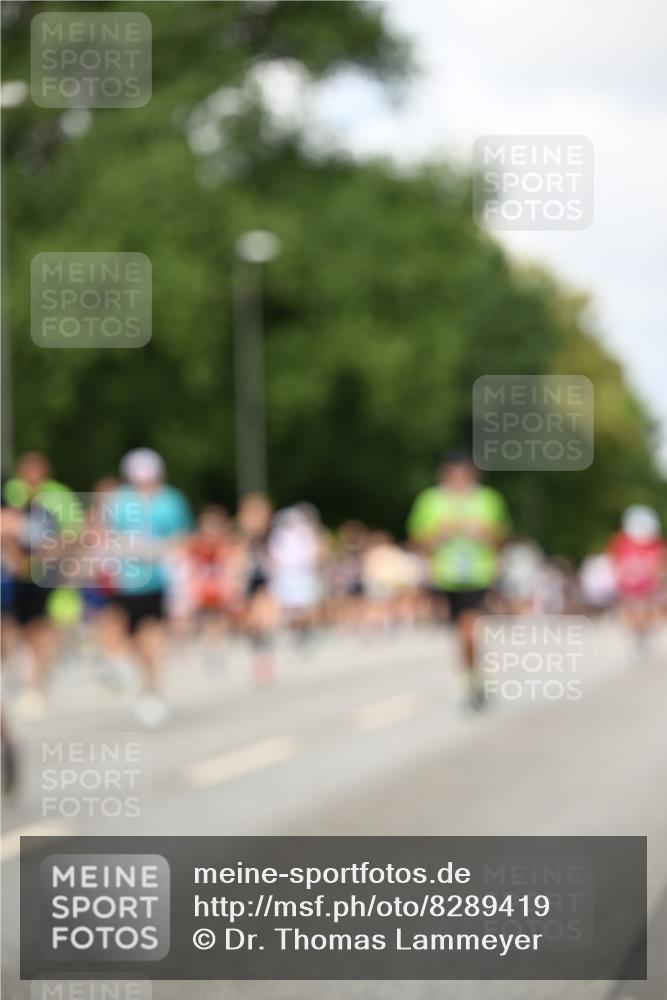29.06.2025 - hella hamburg halbmarathon Dr. Thomas Lammeyer http://msf.ph/oto/8289419 29.06.2025 10:37:17 Kennedybrücke 1078, 1199, 1324, 1373, 1732, 1879, 2059, 2085, 2384, 2838, 3221, 3341, 3391, 3422, 3560, 3653, 3871, 4030, 4096, 4164, 4446, 4555, 5156, 5581, 5917, 6773, 6861, 7750, 8170, 8175, 8595, 8839, 8993, 9034, 9289, 9471, 9750, 9768, 9780, 10770 meine-sportfotos.de