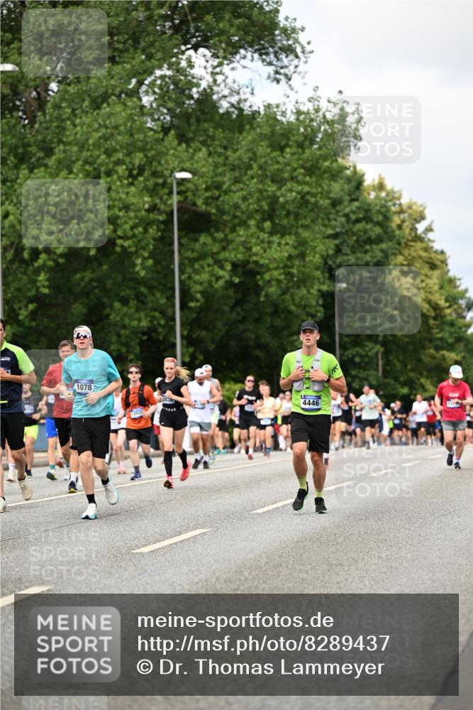 29.06.2025 - hella hamburg halbmarathon Dr. Thomas Lammeyer http://msf.ph/oto/8289437 29.06.2025 10:37:17 Kennedybrücke 1078, 1199, 1324, 1373, 1732, 1879, 2059, 2085, 2384, 2838, 3221, 3341, 3391, 3422, 3560, 3653, 3871, 4030, 4096, 4164, 4446, 4555, 5156, 5581, 5917, 6773, 6861, 7750, 8170, 8175, 8595, 8839, 8993, 9034, 9289, 9471, 9750, 9768, 9780, 10770 meine-sportfotos.de