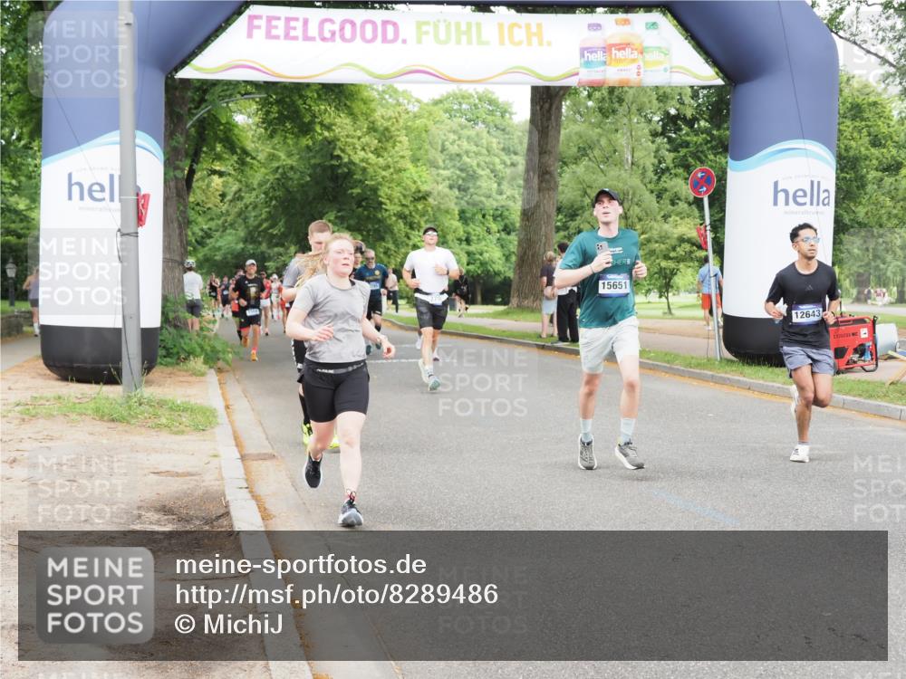 29.06.2025 - hella hamburg halbmarathon MichiJ http://msf.ph/oto/8289486 29.06.2025 10:33:23 Zwischen KM18-KM19 2590, 4270, 4854, 4997, 7709, 9159, 10741, 12643, 15651 meine-sportfotos.de